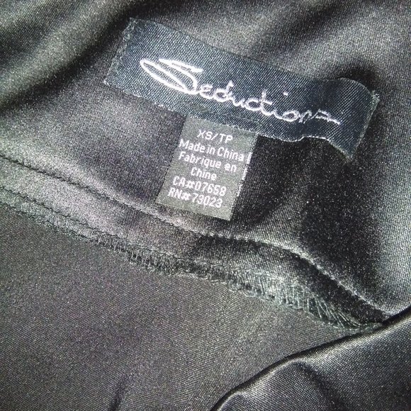 Black Bandage Pencil Skirt w. Belt - Picture 3 of 4